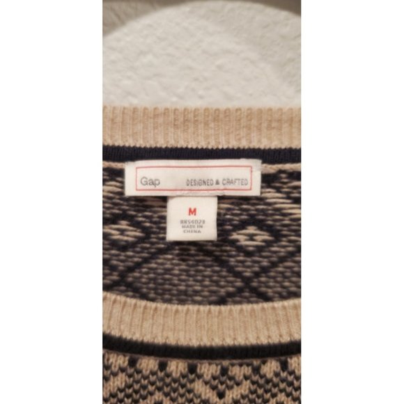 GAP Black Ivory Crewneck Sweater - Picture 2 of 4